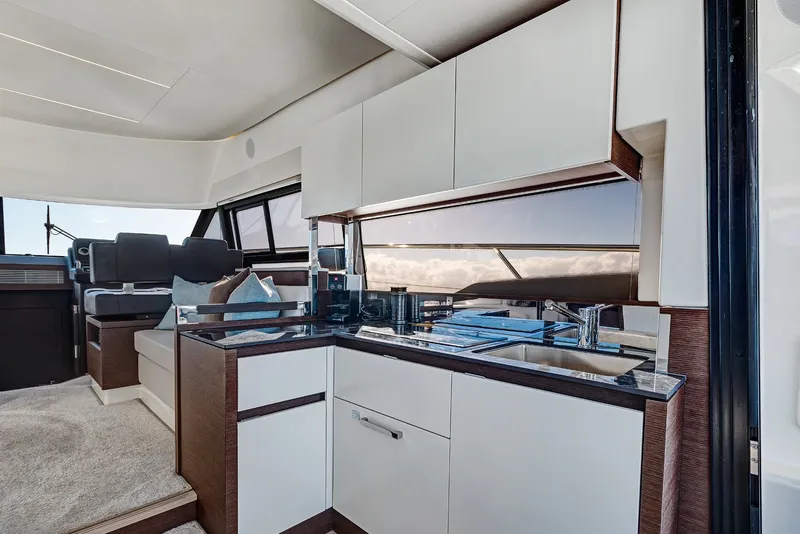 Slide: The Image of Prestige 460 2019 - 8