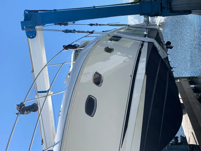 Slide: The Image of Sea Ray 450 Sun Dancer 2012 - 3