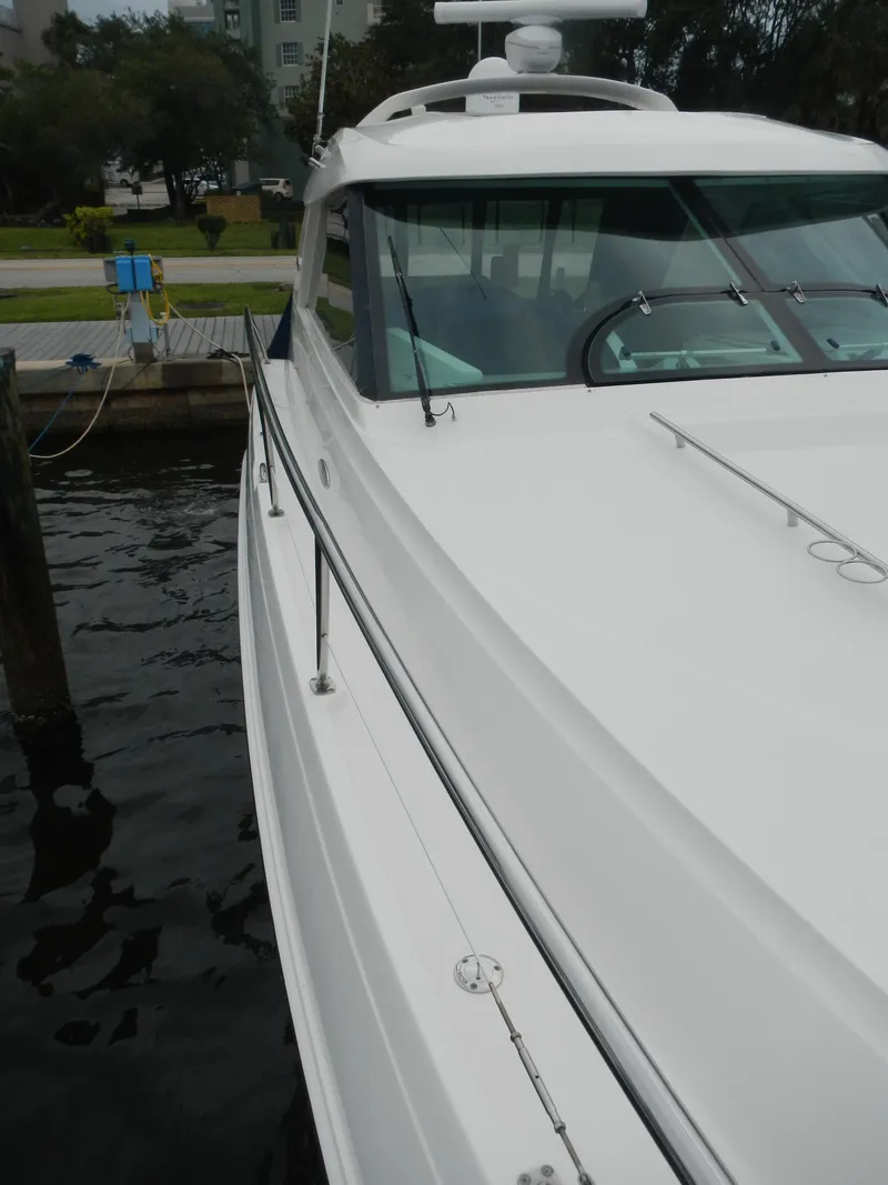 Slide: The Image of Sea Ray 450 Sun Dancer 2012 - 4
