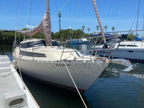Slide: The Image of Beneteau Evasion 34 1984 - 0