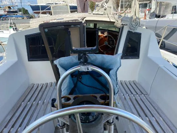 Slide: The Image of Beneteau Evasion 34 1984 - 2