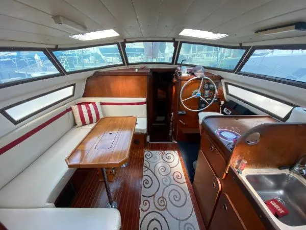 Slide: The Image of Beneteau Evasion 34 1984 - 4