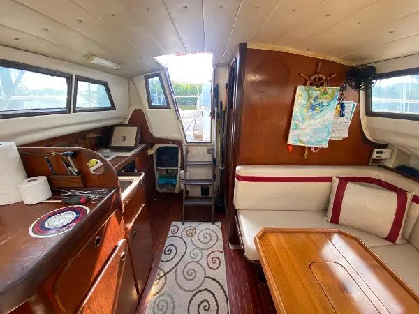 Slide: The Image of Beneteau Evasion 34 1984 - 5