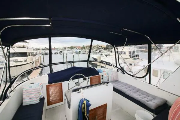 Slide: The Image of Jefferson 42 Sundeck Motor Yacht 1990 - 6