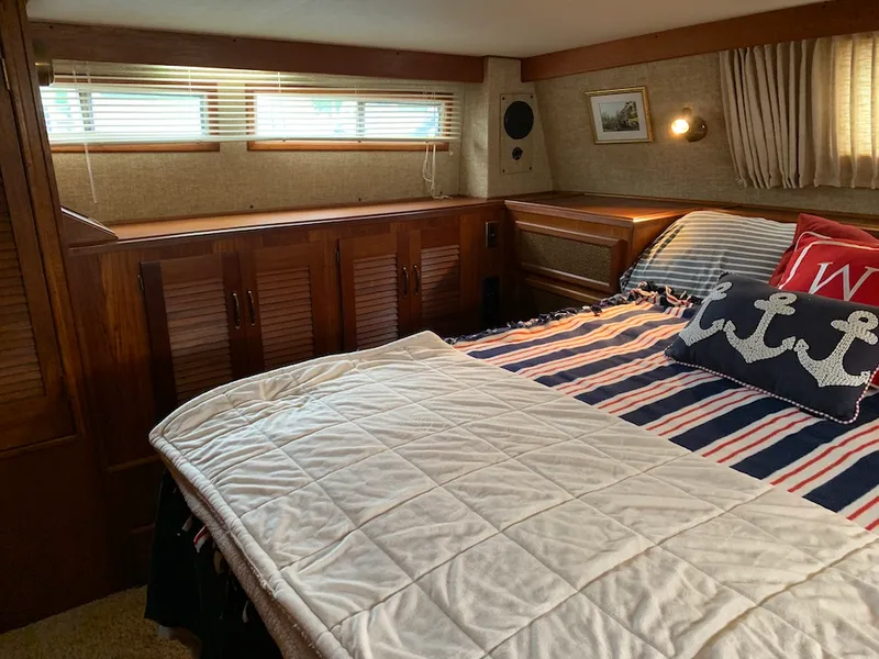 Slide: The Image of Viking Motor Yacht 1983 - 11