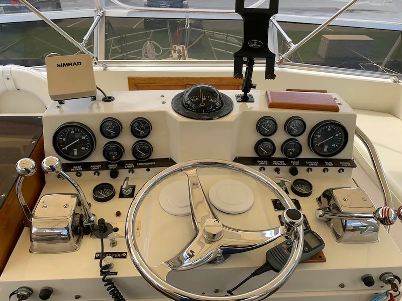 Slide: The Image of Viking Motor Yacht 1983 - 5