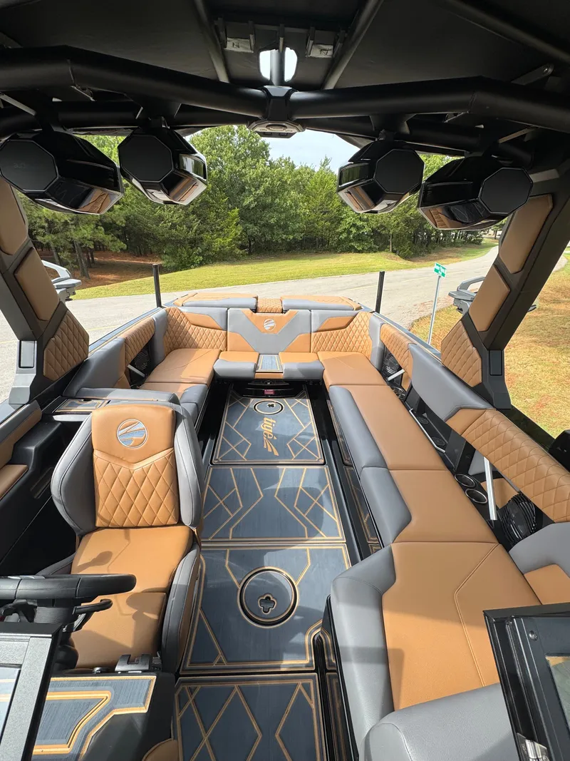 Slide: The Image of Tigé Z5 2026 - 4