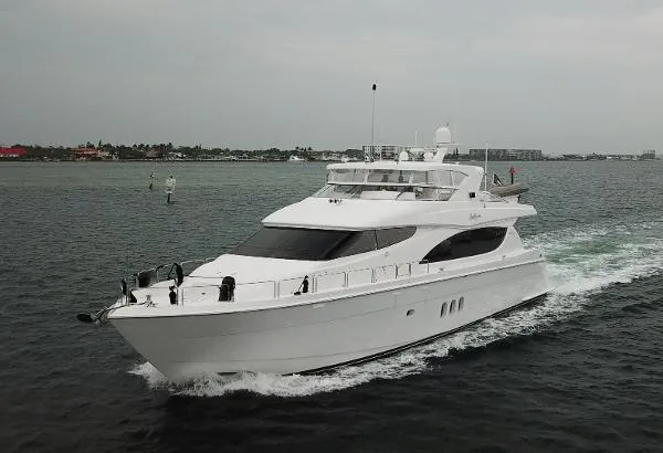 Slide: The Image of Hatteras 80 Motor Yacht 2007 - 0