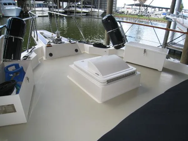 Slide: The Image of Hatteras 53 Motor Yacht ED STABILIZED 1984 - 2