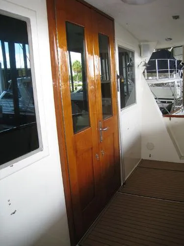Slide: The Image of Hatteras 53 Motor Yacht ED STABILIZED 1984 - 4