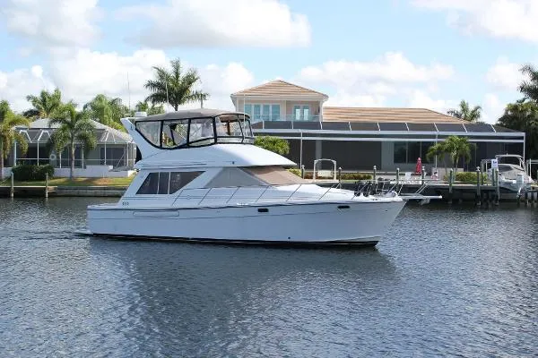 Slide: The Image of Bayliner 3988 Motor Yacht 1996 - 1