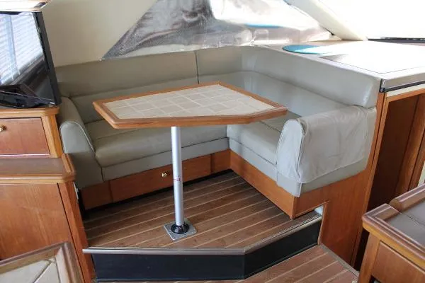 Slide: The Image of Bayliner 3988 Motor Yacht 1996 - 7