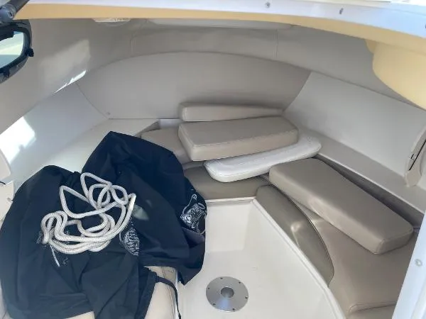 Slide: The Image of Boston Whaler 255 Conquest 2007 - 11