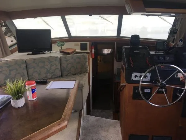 Slide: The Image of Bayliner 3888 Motoryacht 1989 - 8