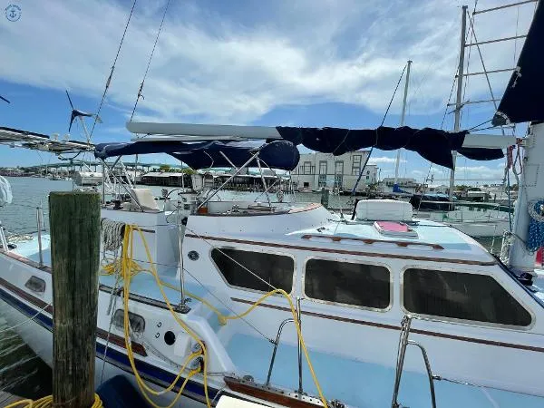 Slide: The Image of Gulfstar 47 Sailmaster 1979 - 4