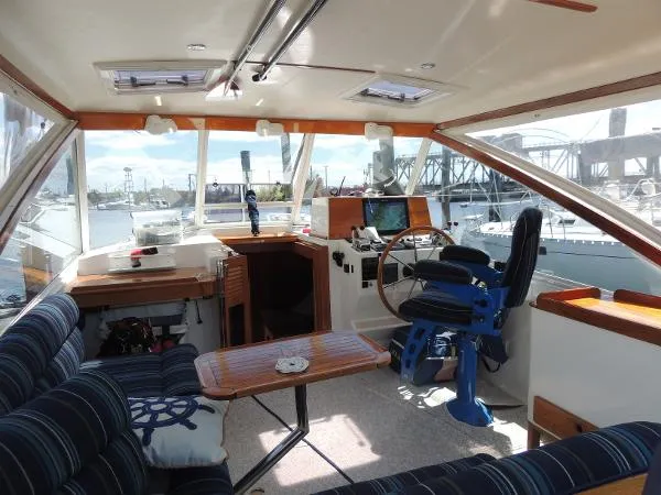 Slide: The Image of Little Harbor 40 Whisper Jet 2000 - 7