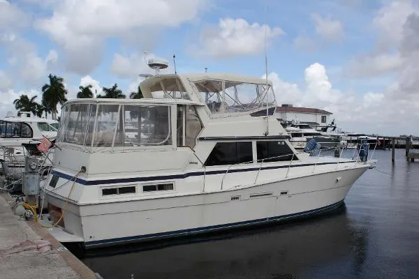Slide: The Image of Viking 44 Double Cabin 1986 - 0