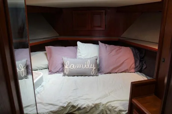 Slide: The Image of Viking 44 Double Cabin 1986 - 9