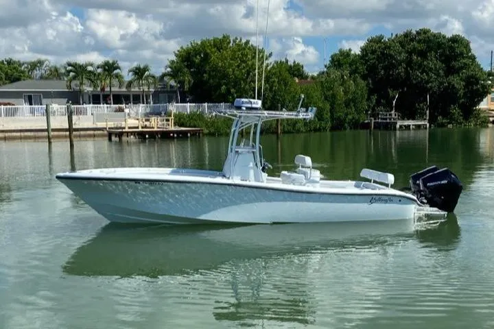 Slide: The Image of Yellowfin 26 Hybrid 2019 - 11