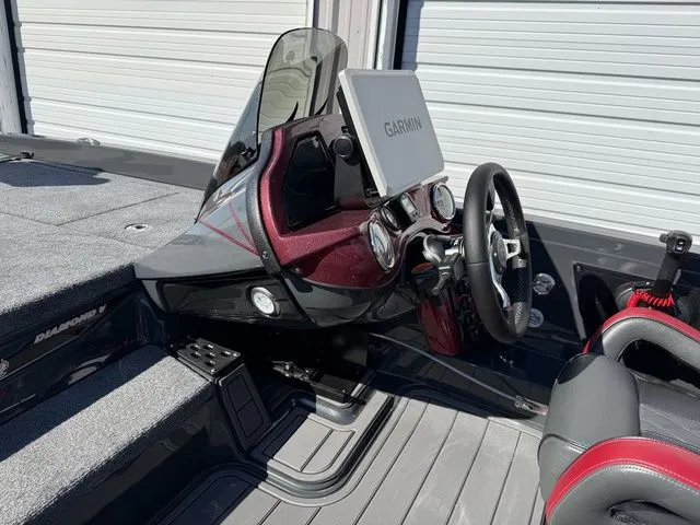 Slide: The Image of Phoenix Bass Boat 921 Elite X 2026 - 15