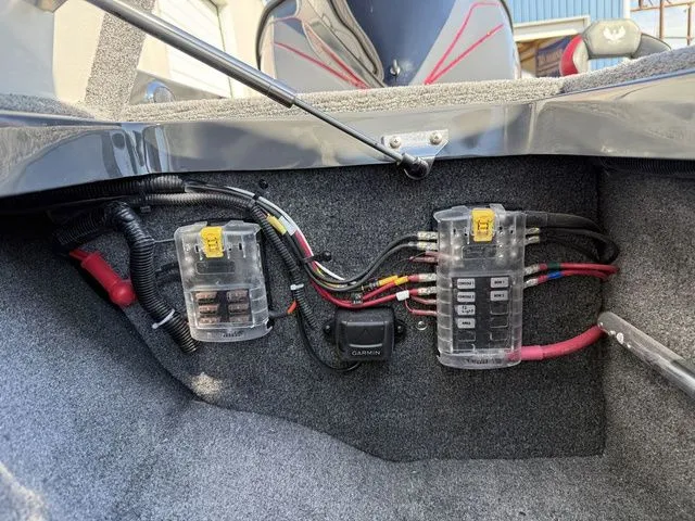 Slide: The Image of Phoenix Bass Boat 921 Elite X 2026 - 19