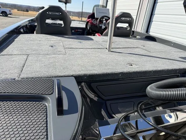 Slide: The Image of Phoenix Bass Boat 921 Elite X 2026 - 27