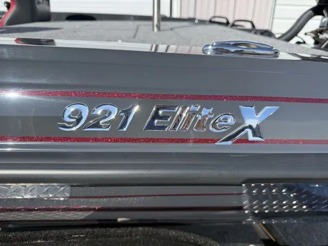 Slide: The Image of Phoenix Bass Boat 921 Elite X 2026 - 3