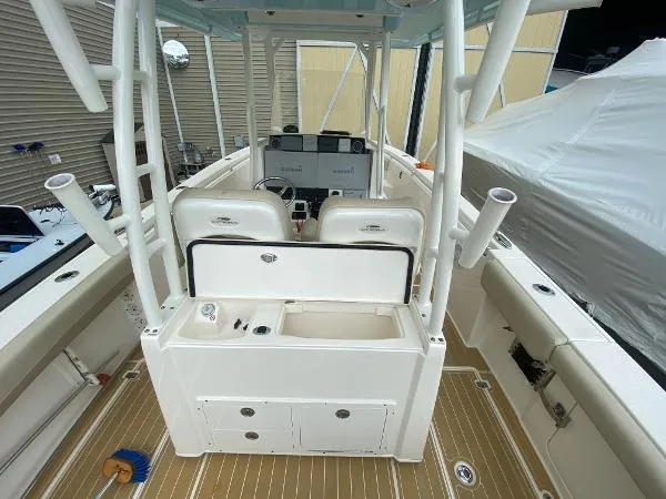 Slide: The Image of Cobia 301 CC 2019 - 9