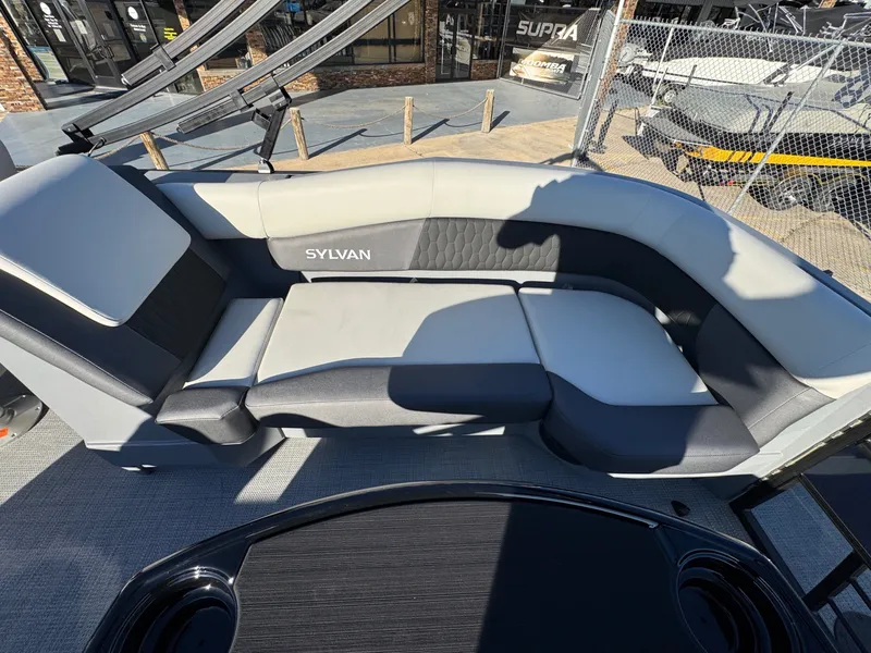 Slide: The Image of Sylvan R22 LZ DH 2026 - 14