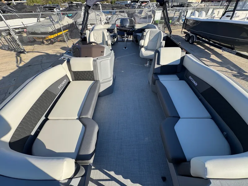 Slide: The Image of Sylvan R22 LZ DH 2026 - 30