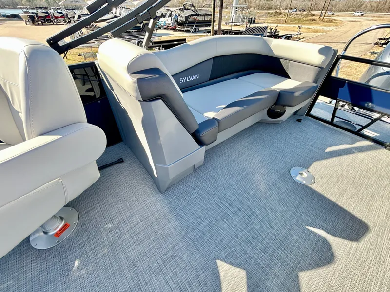 Slide: The Image of Sylvan R22 LZ DH 2026 - 61