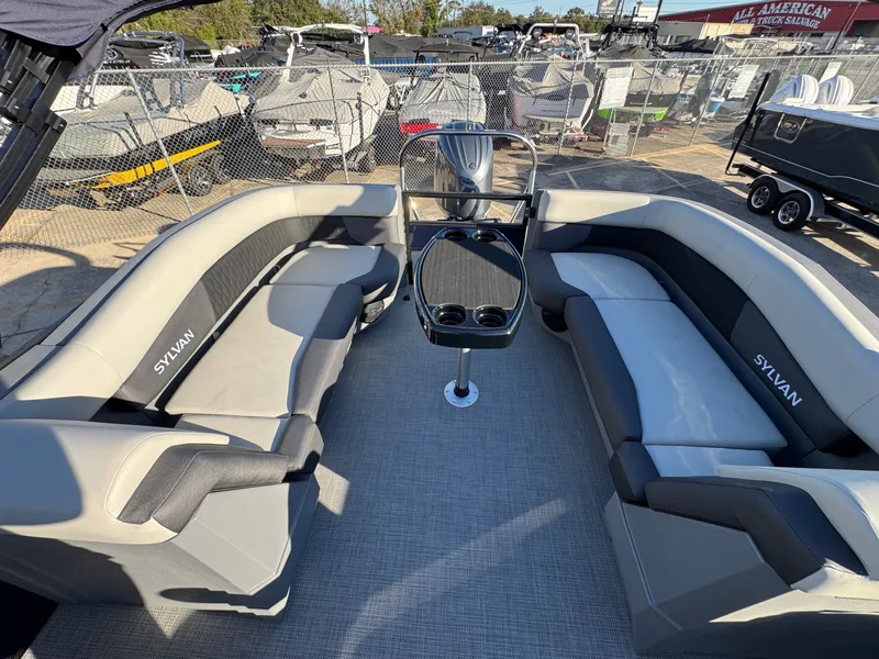 Slide: The Image of Sylvan R22 LZ DH 2026 - 63