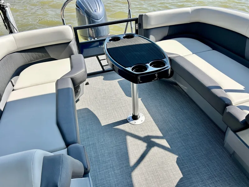 Slide: The Image of Sylvan R22 LZ DH 2026 - 65