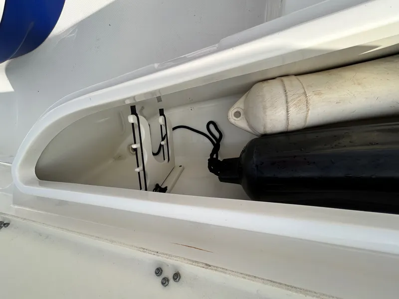 Slide: The Image of NauticStar 224 XTS/CC 2016 - 16