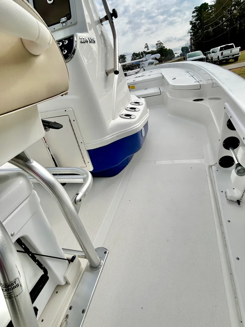 Slide: The Image of NauticStar 224 XTS/CC 2016 - 26