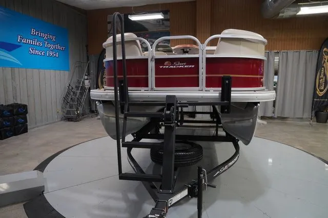 Slide: The Image of Sun Tracker Party Barge 18 DLX 2023 - 3