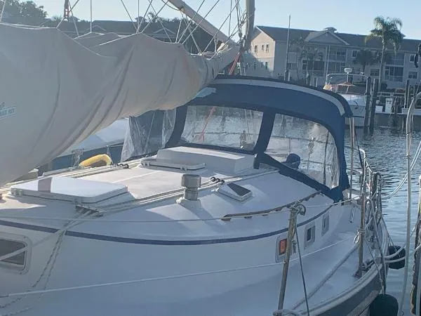 Slide: The Image of Nonsuch 30 Ultra 1987 - 4