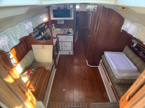 Slide: The Image of Nonsuch 30 Ultra 1987 - 7