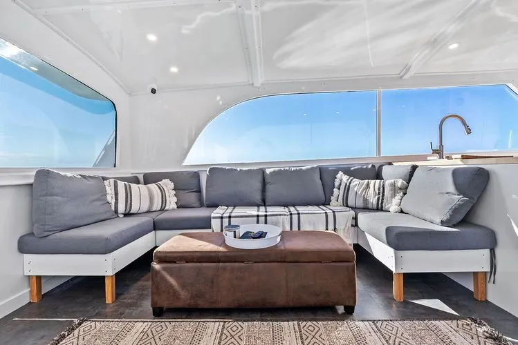 Slide: The Image of 1984 Ocean Yachts Super Sport - Image 17 - 17