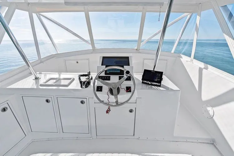 Slide: The Image of 1984 Ocean Yachts Super Sport - Image 8 - 8