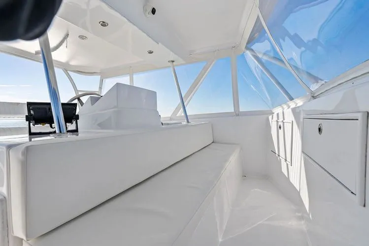 Slide: The Image of 1984 Ocean Yachts Super Sport - Image 10 - 10