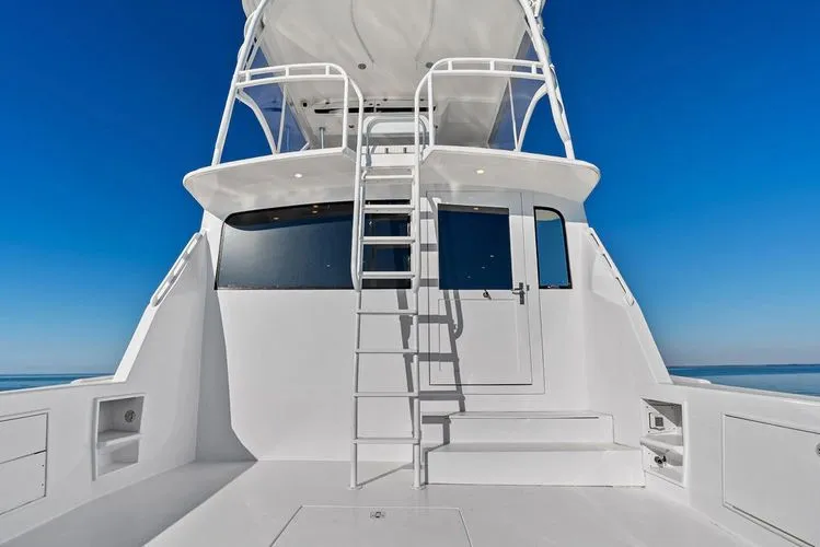 Slide: The Image of 1984 Ocean Yachts Super Sport - Image 13 - 13