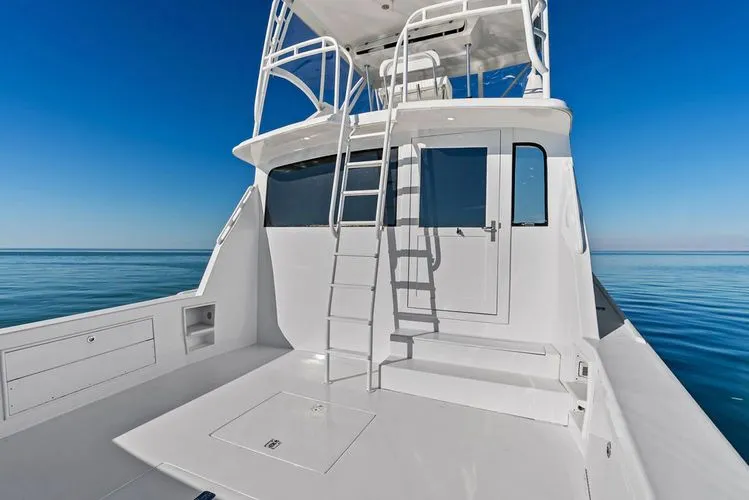 Slide: The Image of 1984 Ocean Yachts Super Sport - Image 14 - 14