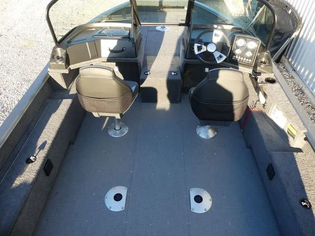 Slide: The Image of G3 Angler V 19 FS 2026 - 18