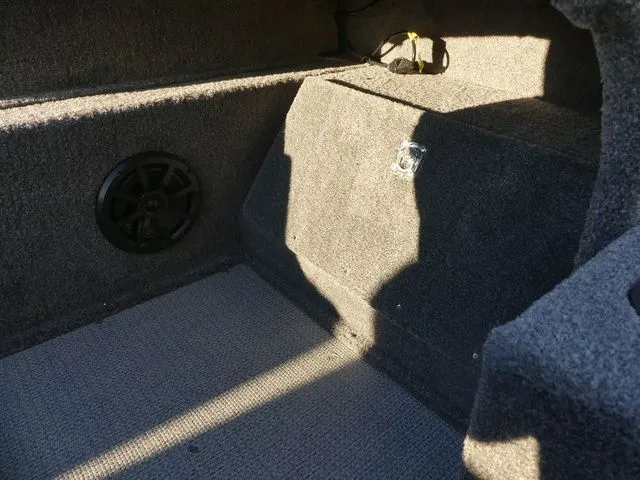 Slide: The Image of G3 Angler V 19 FS 2026 - 21