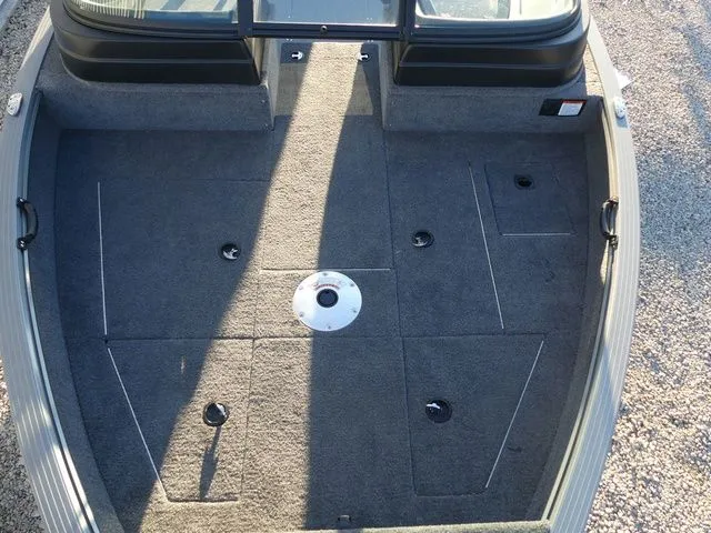 Slide: The Image of G3 Angler V 19 FS 2026 - 28