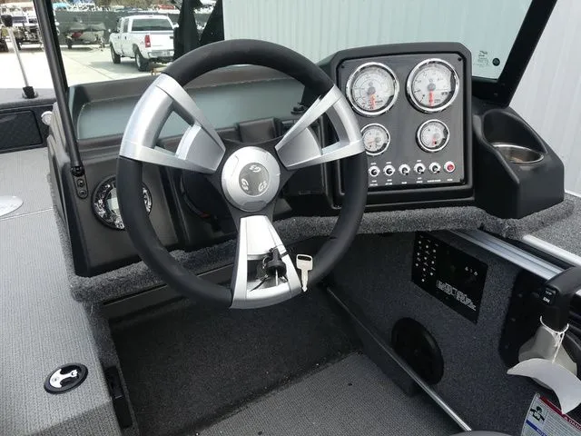 Slide: The Image of G3 Angler V 1750 SF 2026 - 11