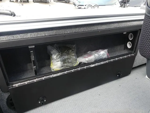 Slide: The Image of G3 Angler V 1750 SF 2026 - 17