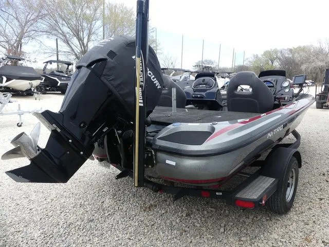 Slide: The Image of Nitro Z18 2017 - 6