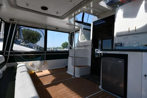 Slide: The Image of Mainship 47 Motor Yacht 1994 - 10